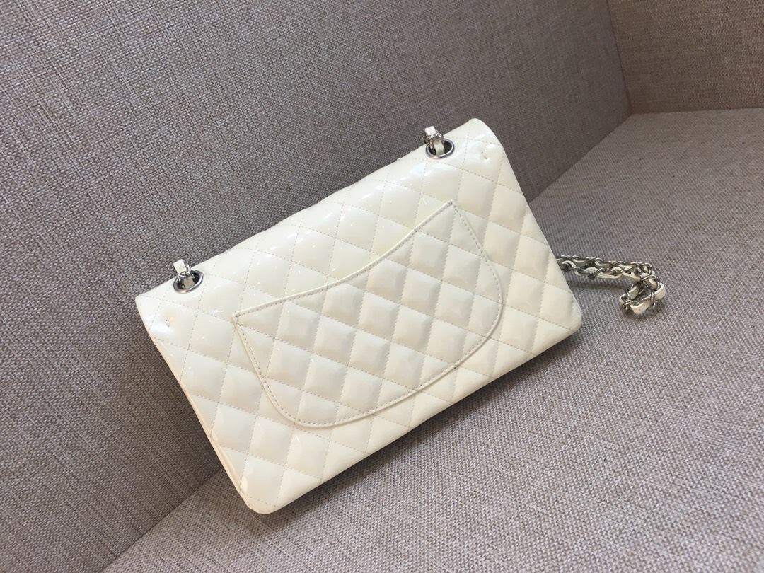 Medium Classic Flap Patent Leather Bag AO1112 White/Silver